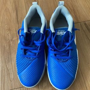 Nike Team Hustle Sneakers